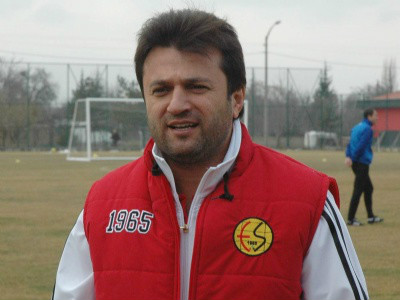 ES-ES TARAFTARI ÇOK BAŞKA