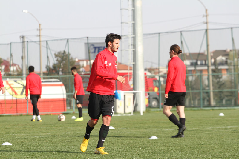 TOLGA KADROYA GİREBİLİR