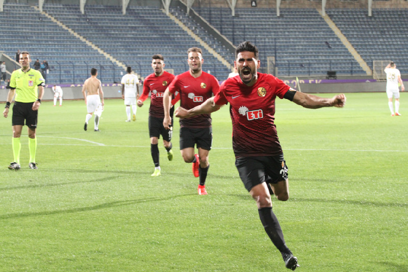 ESKİŞEHİRSPOR ÇOK FARKLI BİR CAMİA