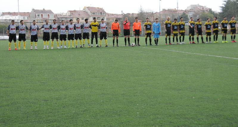 ZİRVE YARIŞLARI KIZIŞIYOR