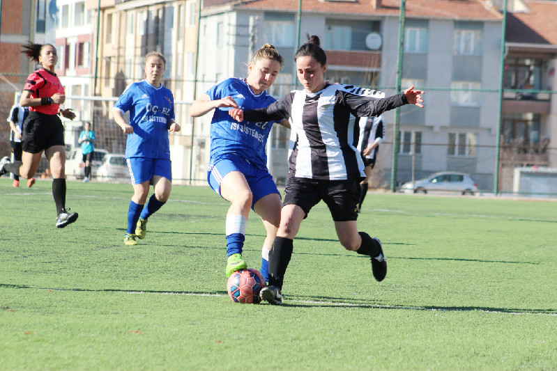 SAĞLIKSPOR VE DSİ BENTSPOR İLK MAÇINA ÇIKIYOR