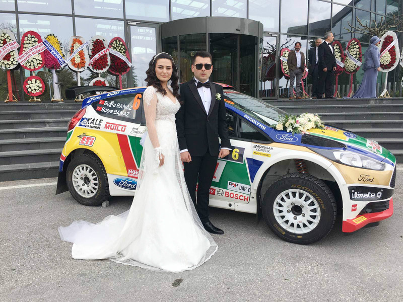 BUĞRA BANAZ EVLENDİ