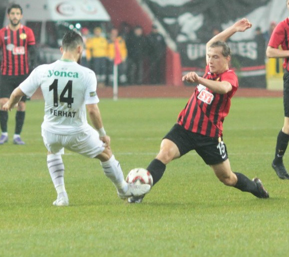 50 GÜN SONRA FORMA GİYDİ