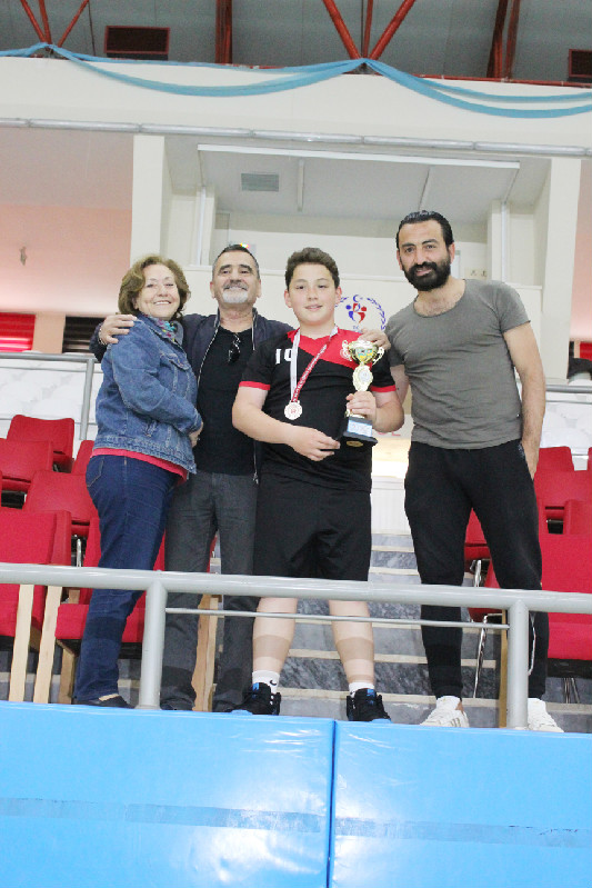 CUMALI AİLESİ GURURLU