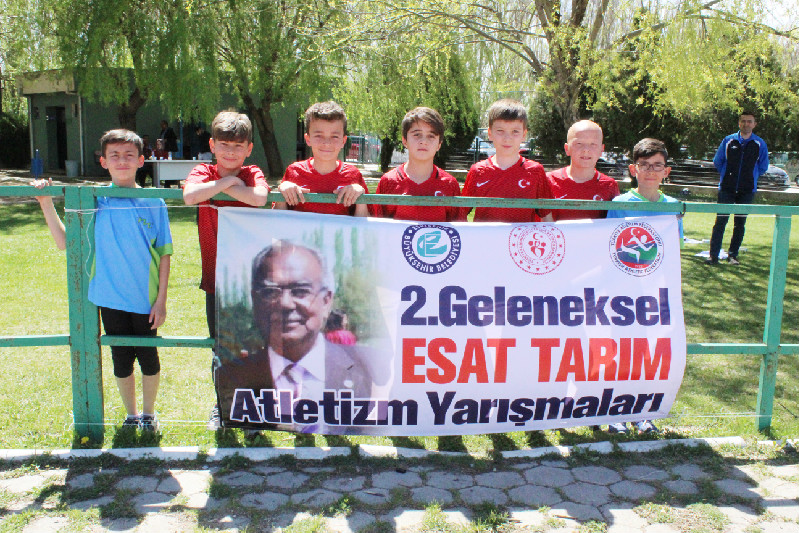 HERKESE NASİP OLMAZ BU SEVGİ