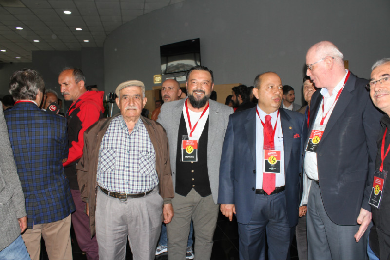 LİSTESİNİ ŞEKİLLENDİRİYOR