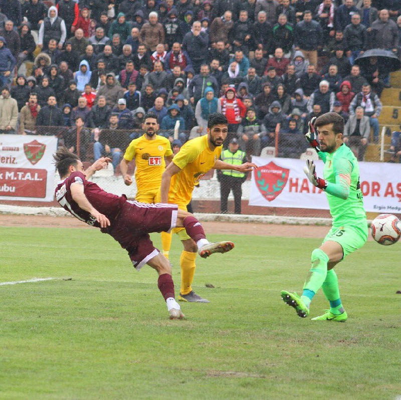 EKREM 38 , MELİH 23 GOL