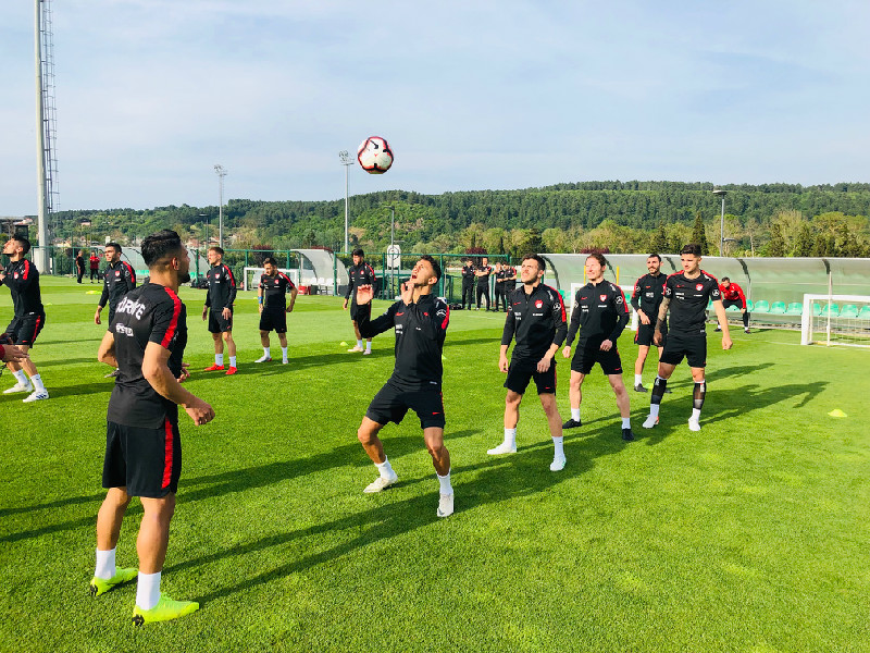 FORMA GİYMEYE HAZIR