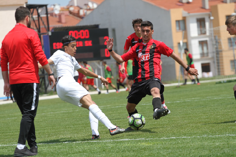 EMİRİN HEDEFİ BÜYÜK