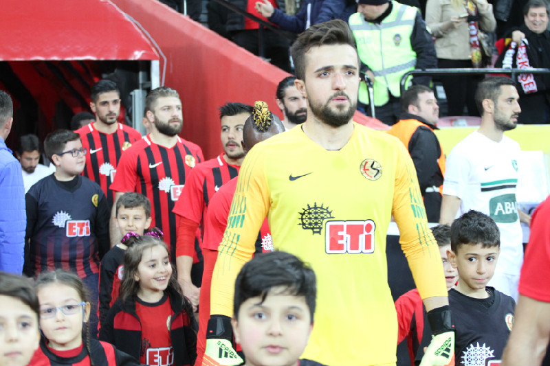 ONLAR ŞİMDİ ASKER