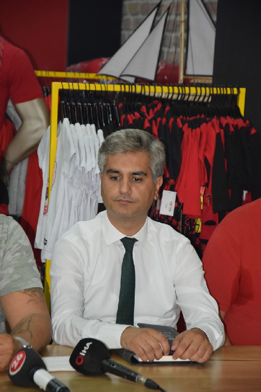 TRANSFER TAHTASINI AÇMAK İSTİYORUZ