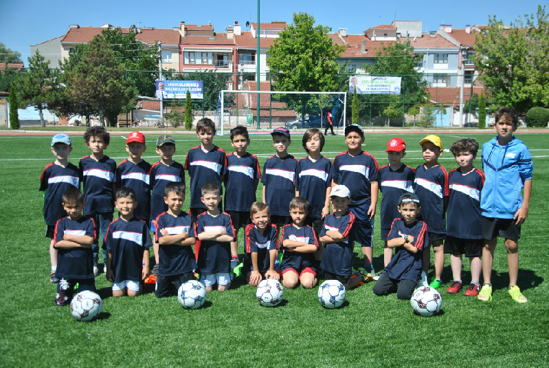 OSMANGAZİ SAHASI CIVIL CIVIL  GEÇTİĞİMİZ YIL AÇILDI