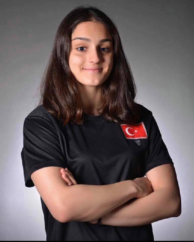 CANSU ŞENYÜZLÜYE  YİNE MİLLİ GÖREV VAR