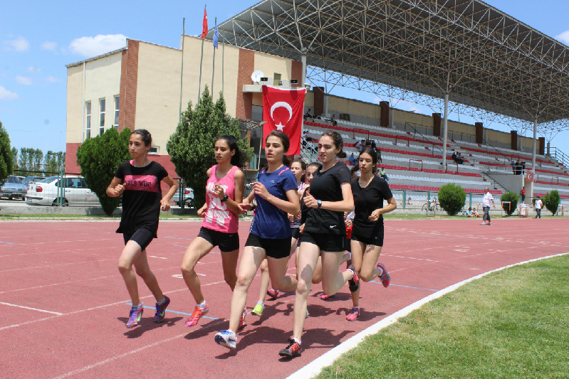 ATLETLERİMİZ  Şehitler İçin Koştu