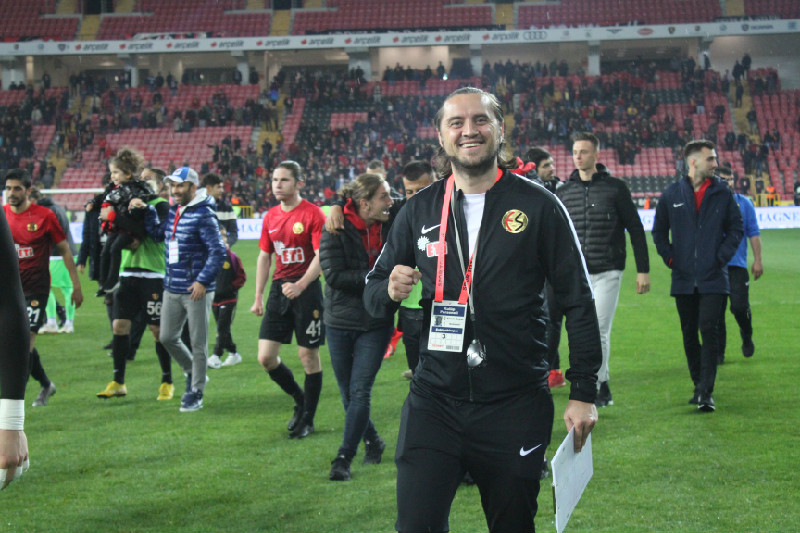 YUNUSEMRESPORDA TEKNİK KADRO TAMAM