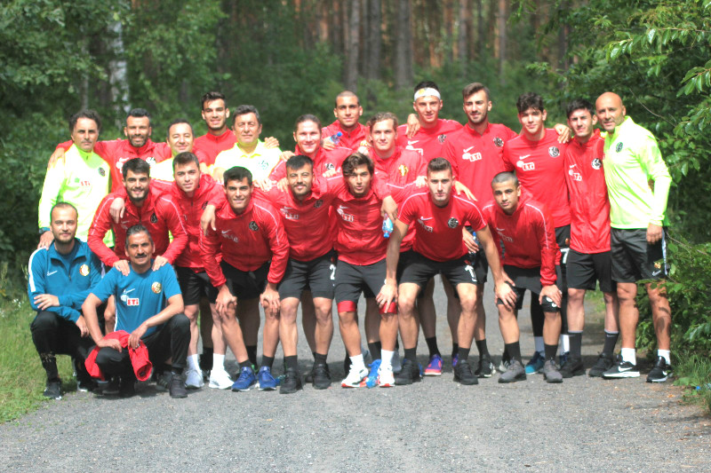 VARŞOVADA SON ÇALIŞMA