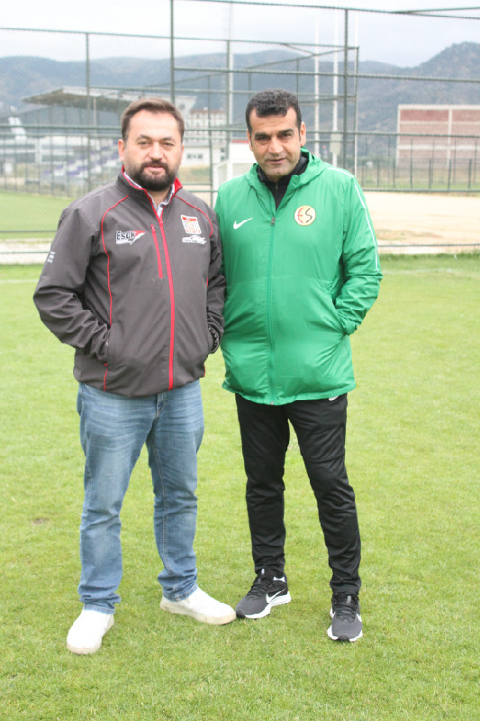 İLK ZİYARET ASLANDAN