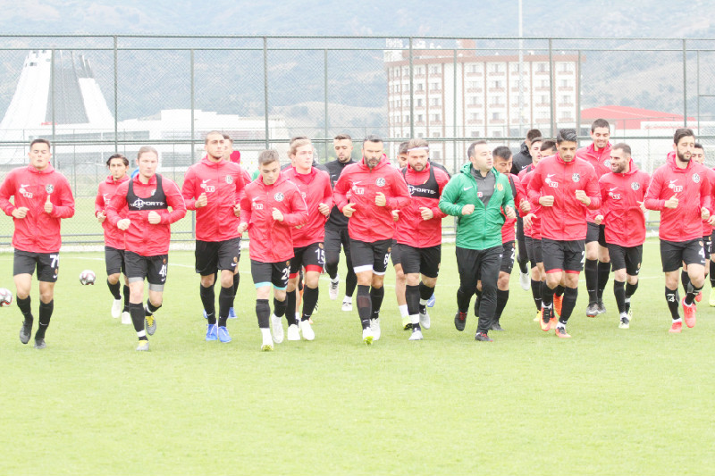 ESKİŞEHİRSPORUN YIKILMAZ KALESİ  BU ÇOCUKLARIN YÜREKLERİDİR