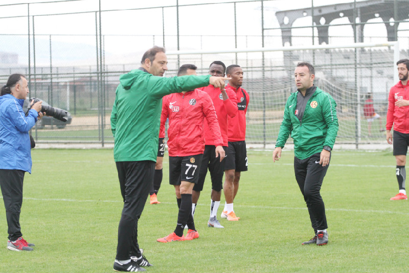 FUAT ÇAPA NE YAPACAK?