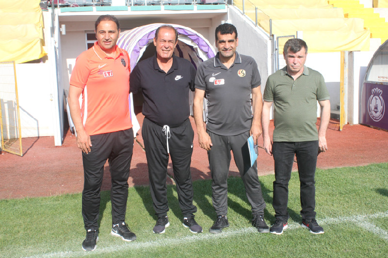 YÜCEL İLDİZ HASRET GİDERDİ