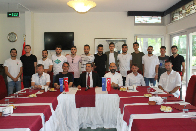 ANADOLUÜNİVERSİTESİ  7 AĞUSTOSTA BAŞLIYOR