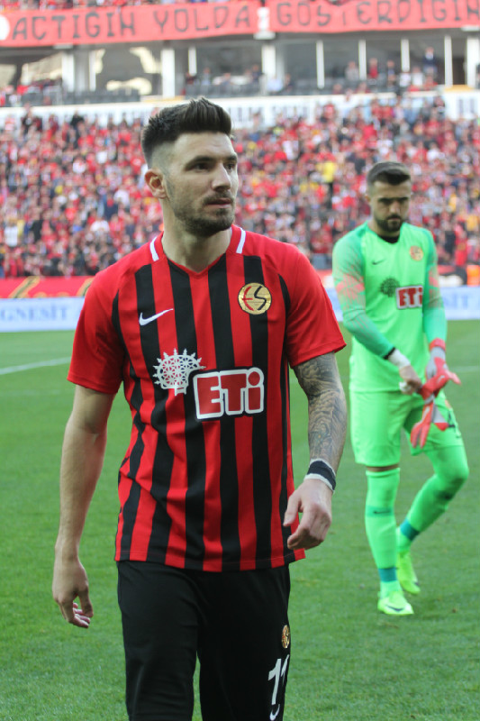 MİLİNKOVİC BUGÜN İDMANDA