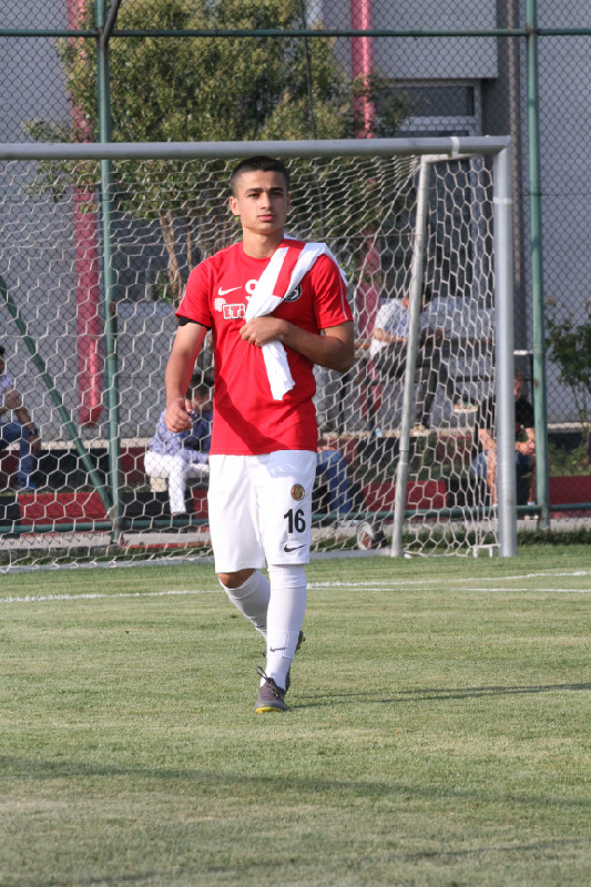 BUĞRAYA MİLLİ DAVET