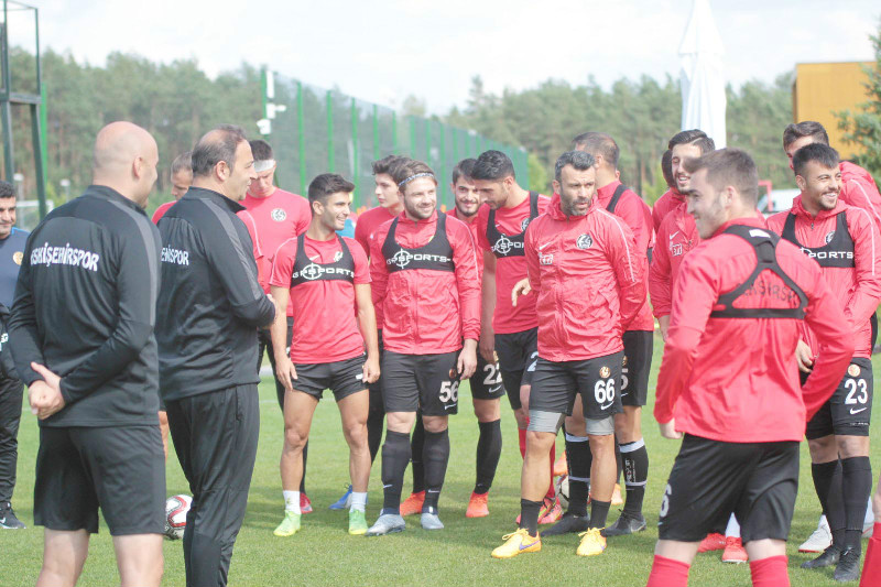 LİGE İYİ BAŞLAMAK İSTİYORUZ  HEDEF GALİBİYETLE BAŞLAMAK