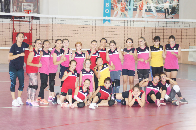 TEPEBAŞININ SULTANLARI ÇALIŞIYOR