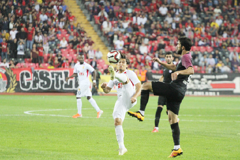 TALHA ŞANSINI İYİ KULLANAMADI