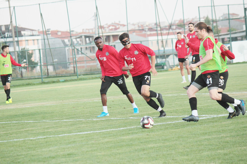 ŞİMŞEKLER TAKTİK ÇALIŞTI