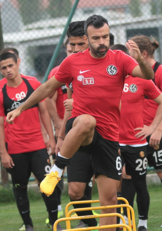 ADANAYA NEDEN GİTMEDİ