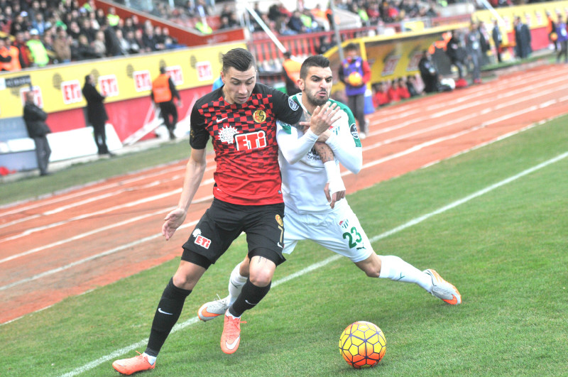 BURSA MAÇI 21.45DE