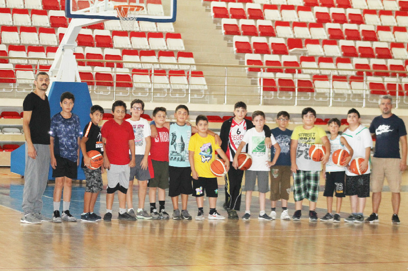 BASKETBOL SEVGİSİ ÇOK BAŞKA