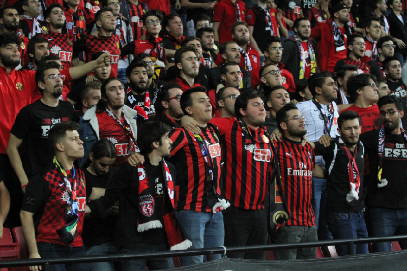 BİLETLER İLGİ BEKLİYOR