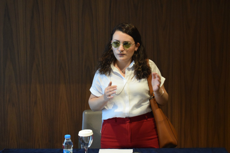 TOPLANTI ERTELENDİ  GÖRÜŞMELER SÜRÜYOR