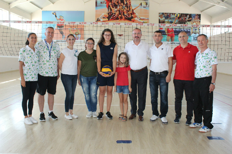 DSİDEN BİR YILDIZ ADAYI DAHA GİTTİ