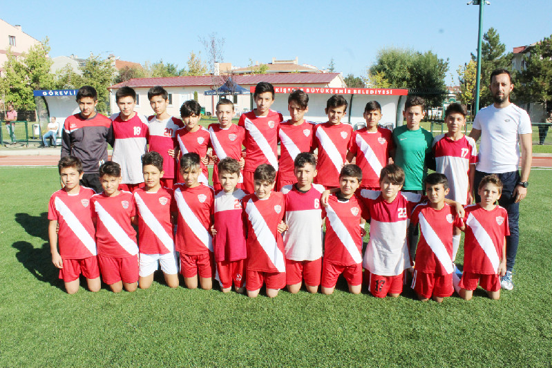 SAĞLIK VE KURTULUŞ U-14LERİ KAPIŞTI