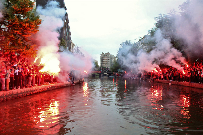 SPONSORLUK İÇİN ŞARTLARI ZORLUYOR