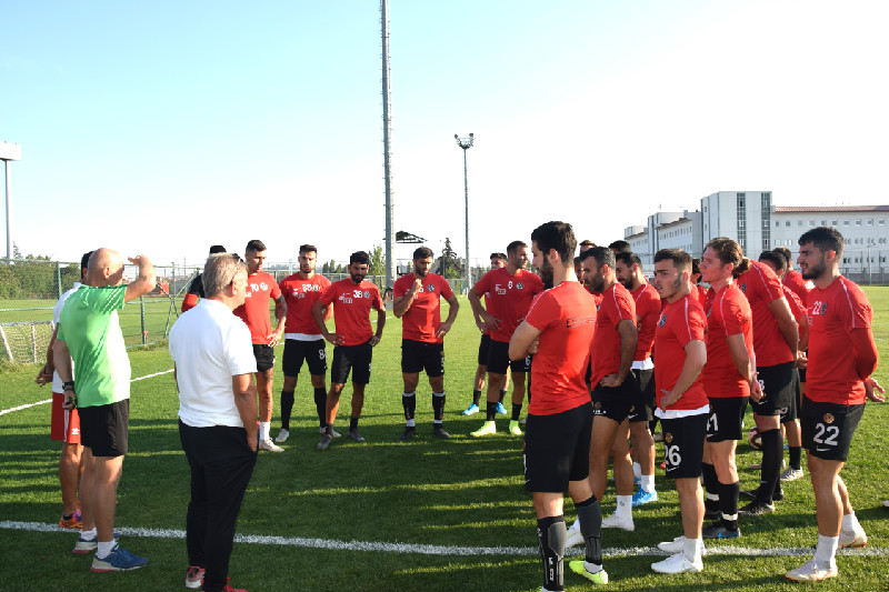 ESKİŞEHİRSPORDA SULAR DURULMUYOR