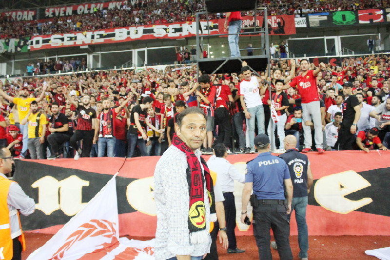 AYRILIKLARDA SEVDAYA DAHİL