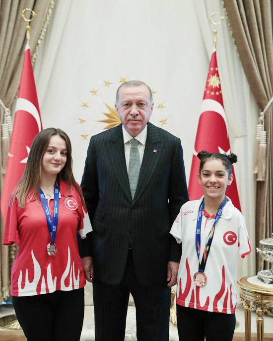 SÜMEYYEYE KÜLLİYEDE KUTLAMA