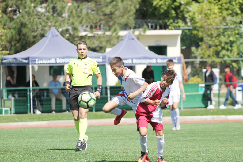 4X4LÜK MAÇLAR VAR