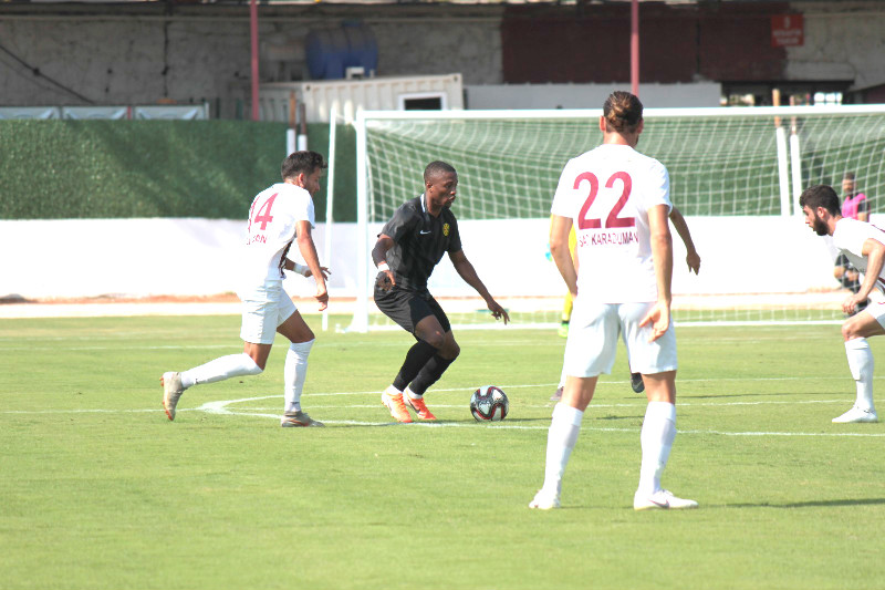 JESSE DİREĞE TAKILDI