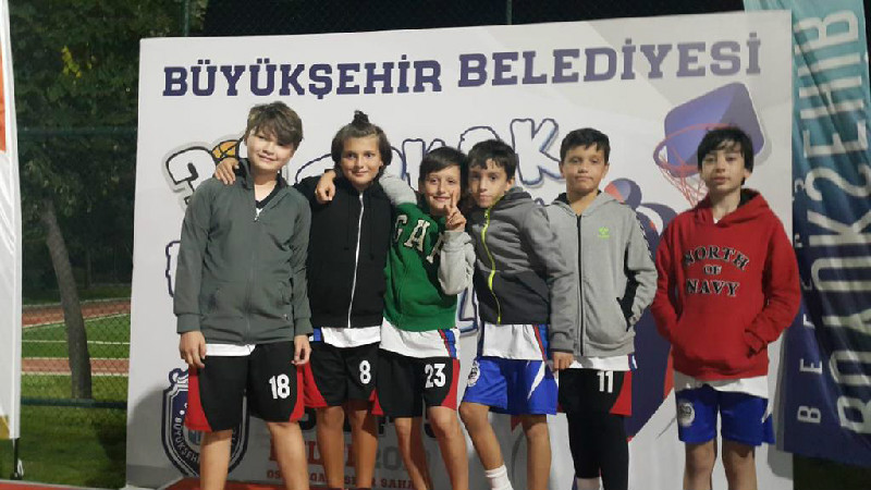 BASKETÇİLER 3LÜK ATTI