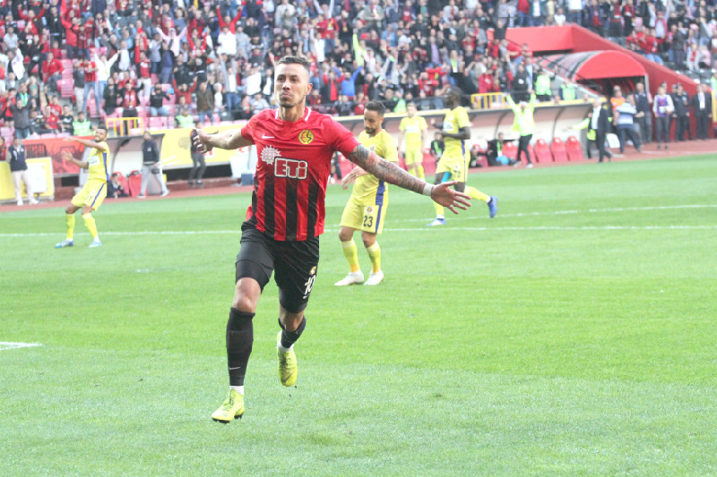 KAZANIN UMUTLAR YEŞERSİN