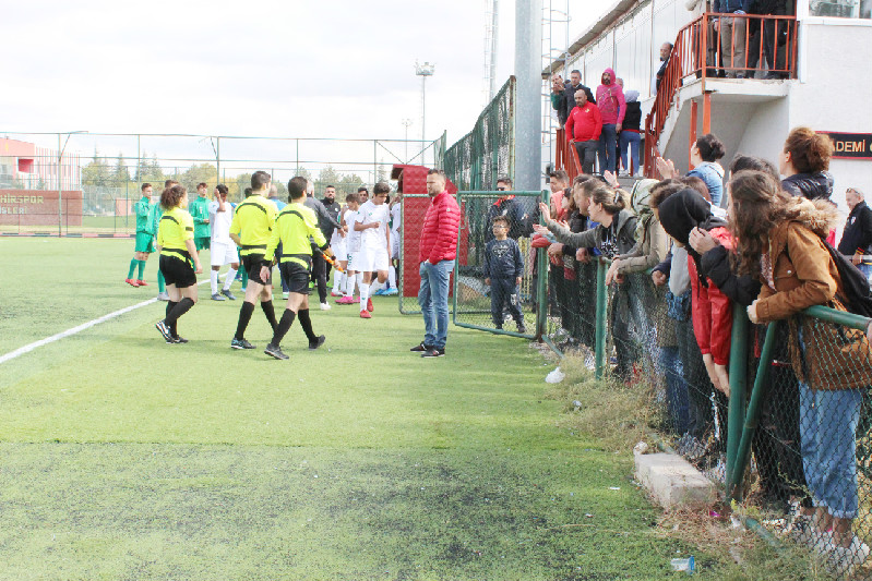 HAKEMLER STATÜYÜ BİLMİYOR