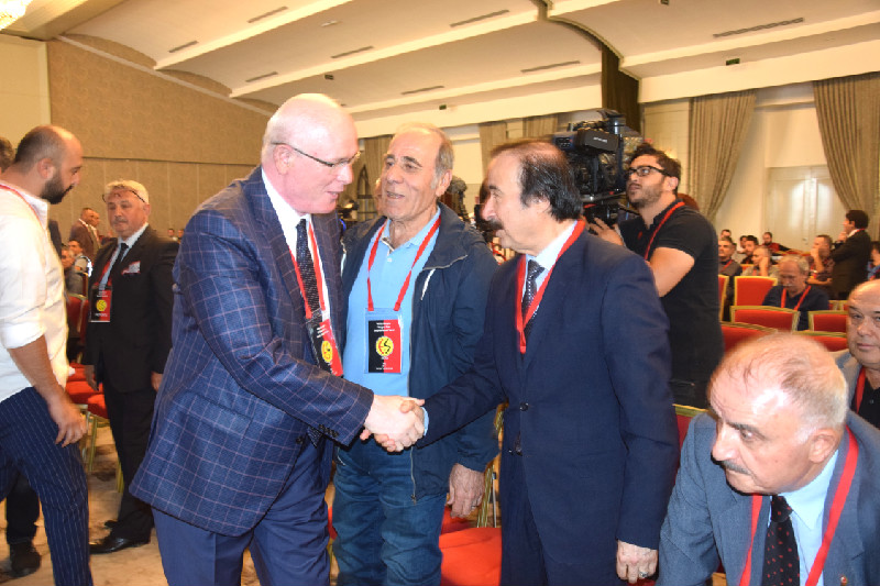 Odunpazarı Belediye başkanı Kazım Kurt  İTİRAZ EDENLER  LİSTE ÇIKARSIN