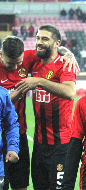 HER ŞEY YENİ  BAŞLIYOR