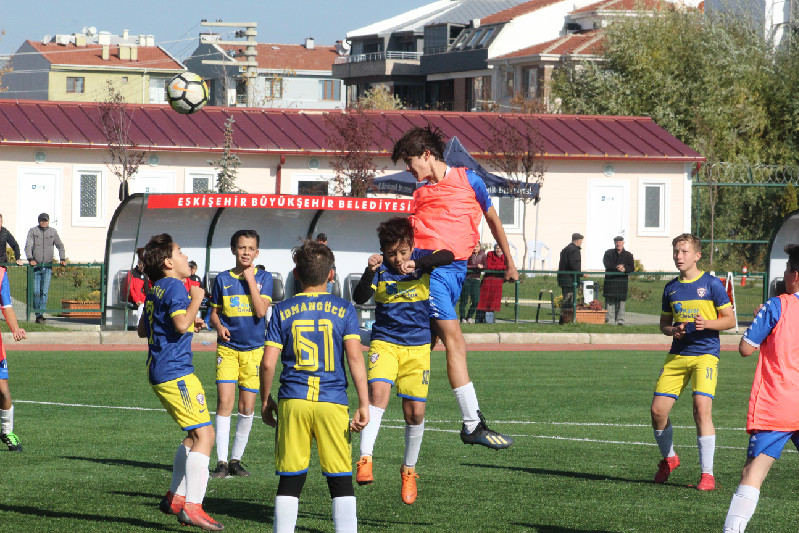 U 14 LİGİNDE HEYECAN VAR